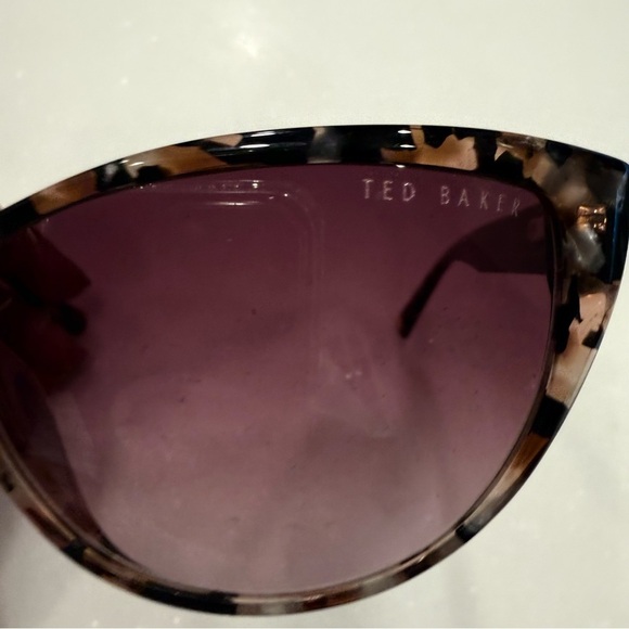 Ted Baker London Women’s Cat Eye Sunglasses TWS279 Tort Frame Gradient Lenses